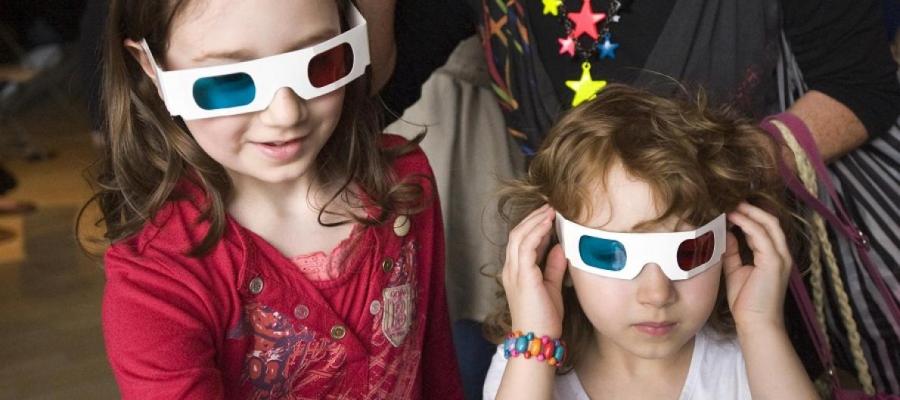 Children wearing 3d glasses at the Edinburgh Science Festival