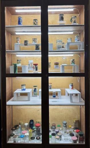 Jar in Action Cabinet